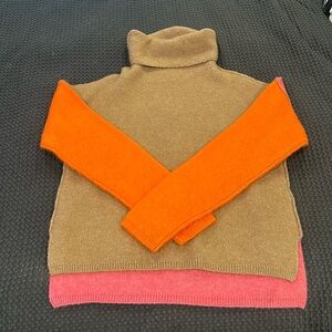 Vici Colorblock Turtleneck Sweater - size S